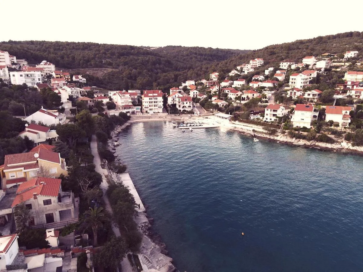 Apartments Victoria Trogir