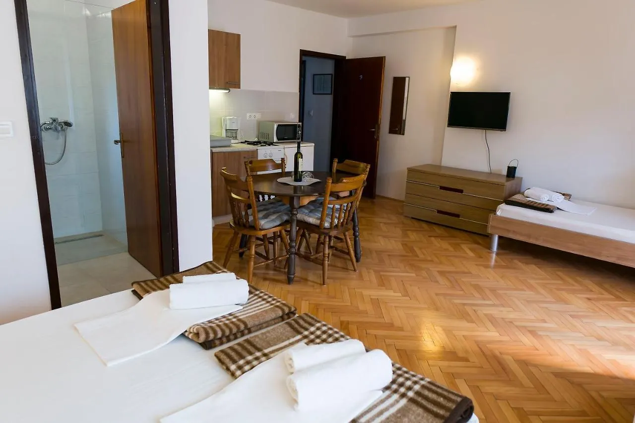 Apartments Victoria Trogir