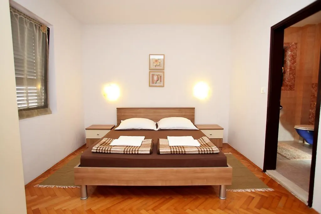 Apartments Victoria Trogir